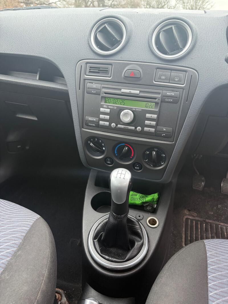 FORD FUSION