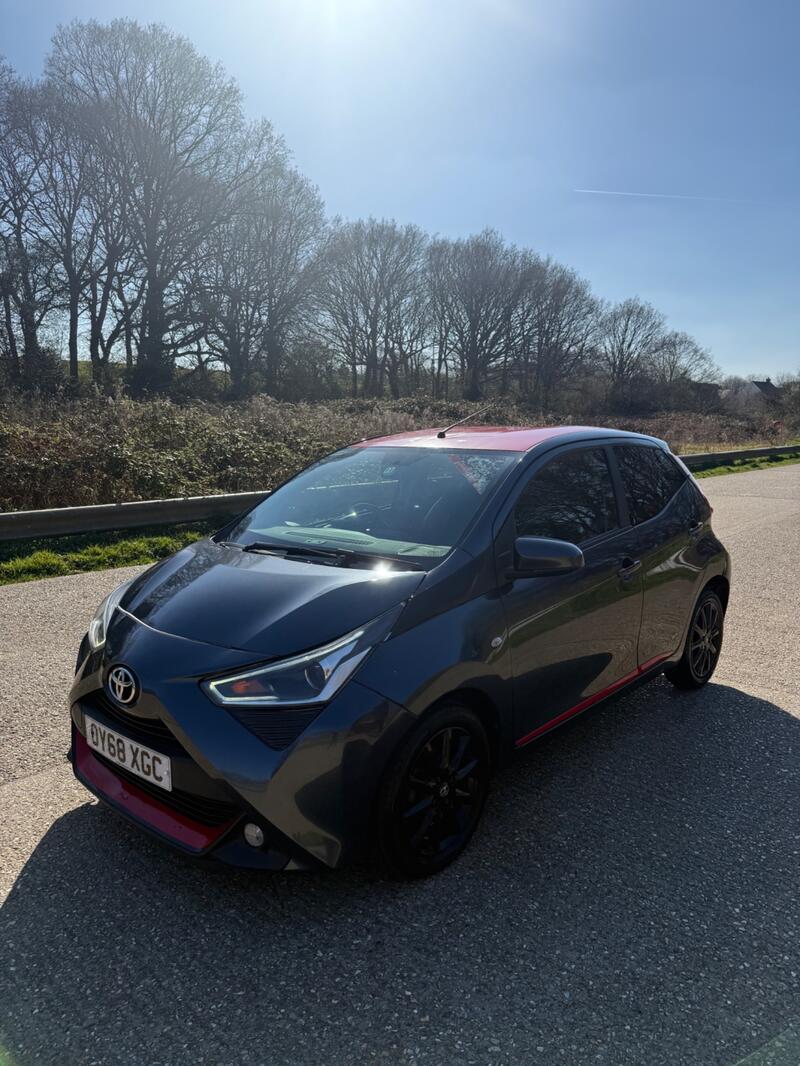 TOYOTA AYGO