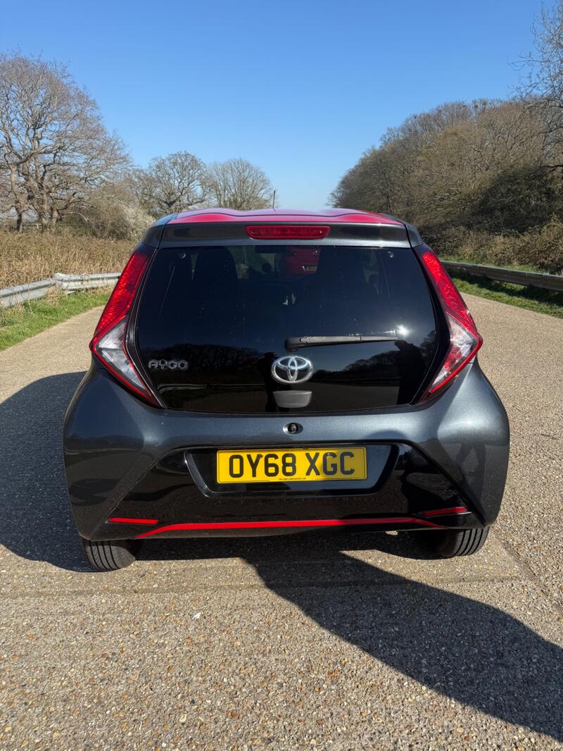TOYOTA AYGO