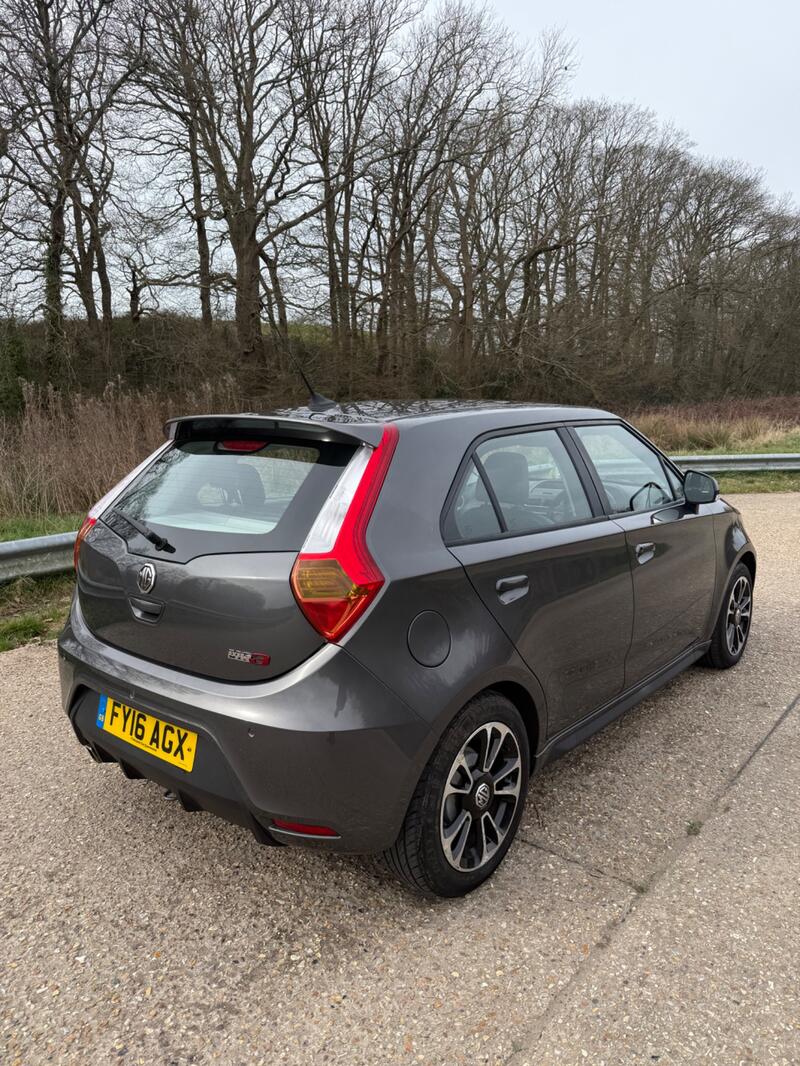 MG MG3