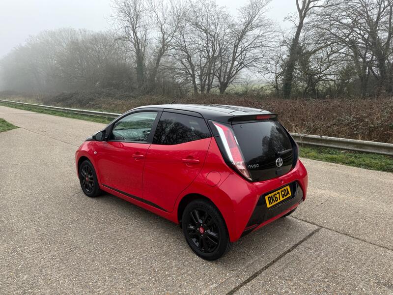 TOYOTA AYGO