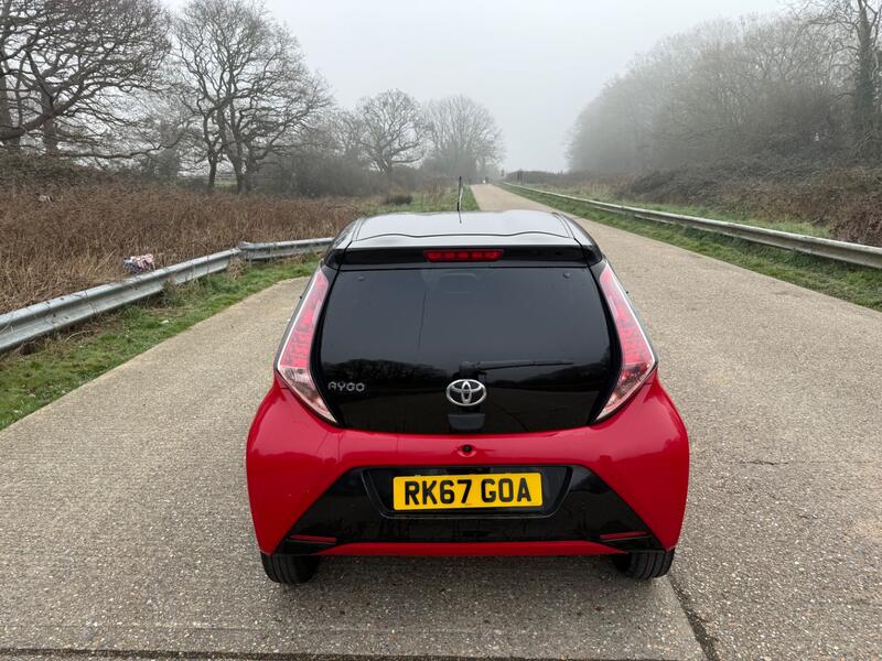 TOYOTA AYGO