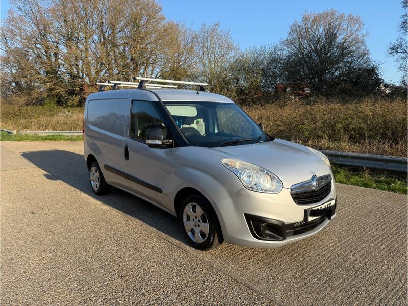 VAUXHALL COMBO