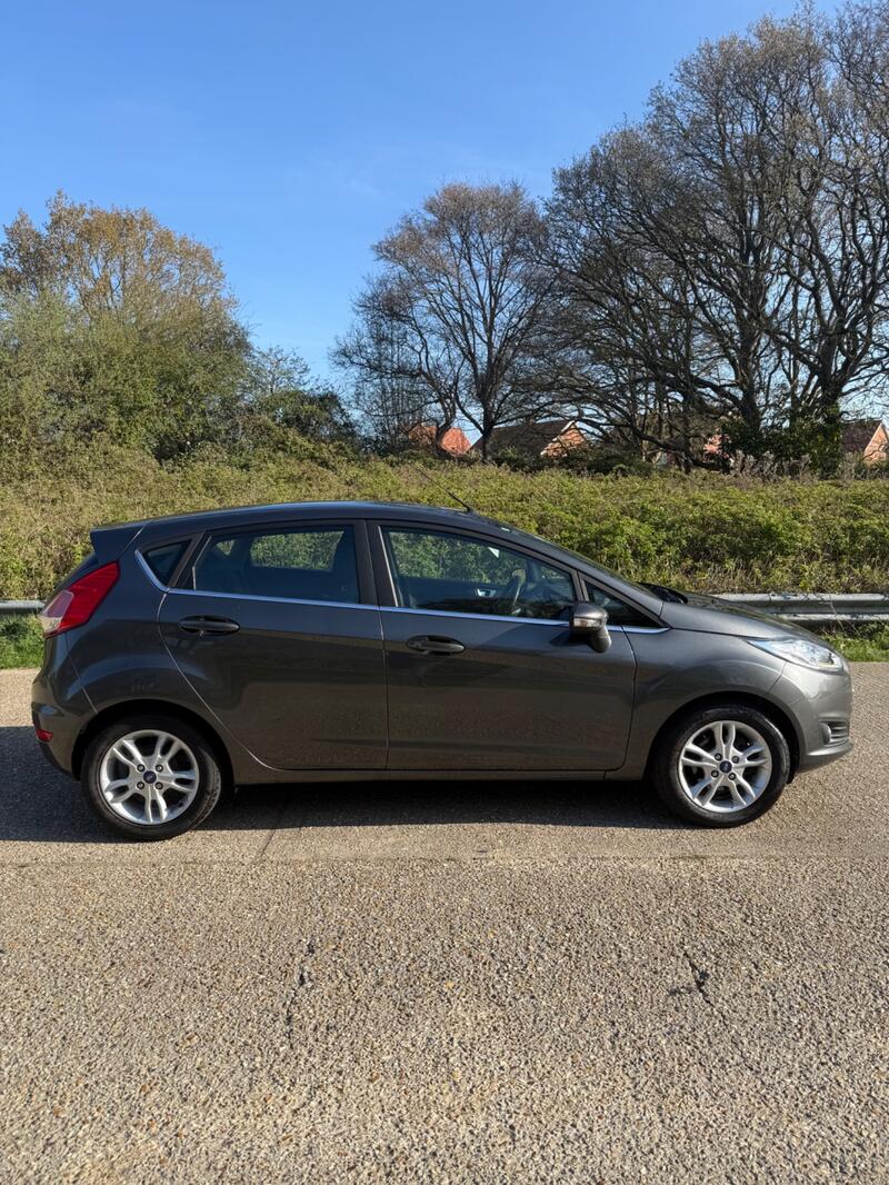 FORD FIESTA