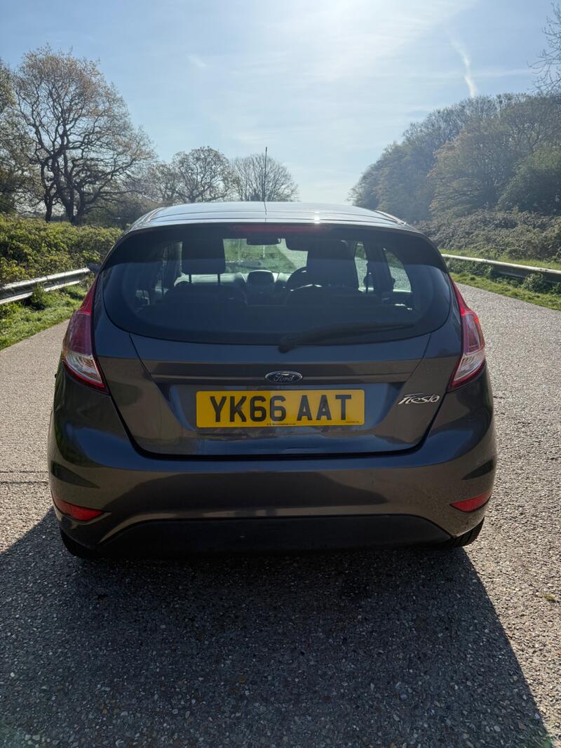 FORD FIESTA