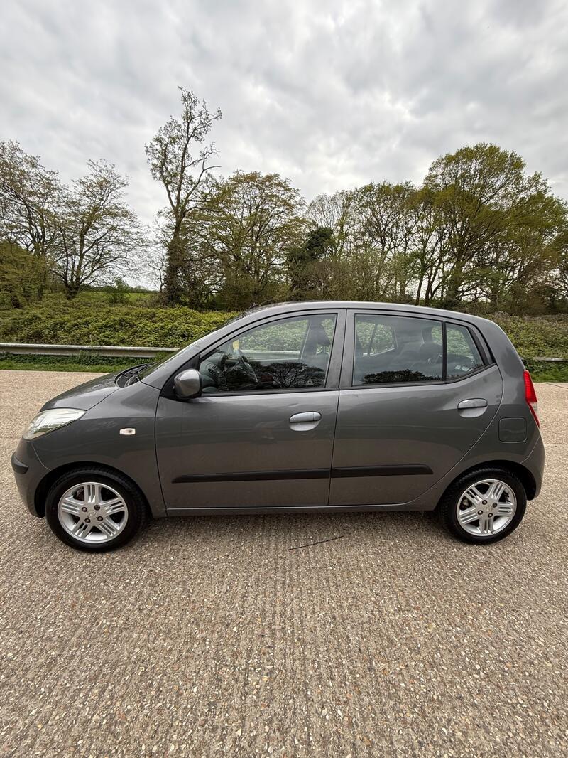 HYUNDAI I10