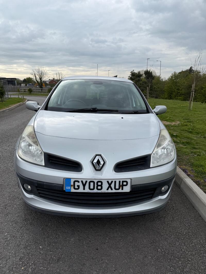 RENAULT CLIO