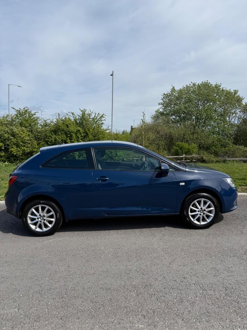 SEAT IBIZA