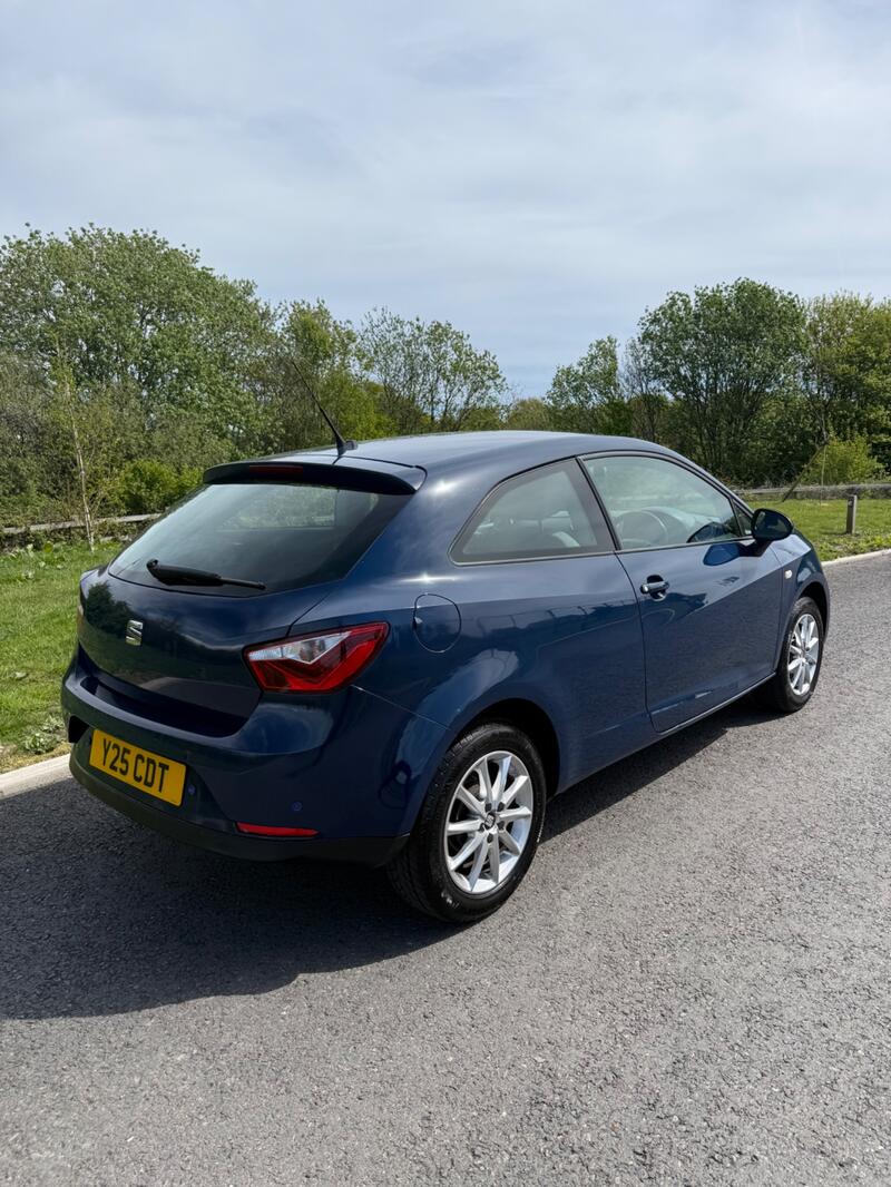 SEAT IBIZA