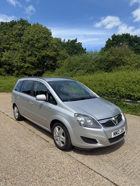 VAUXHALL ZAFIRA 1.8 16V Exclusiv