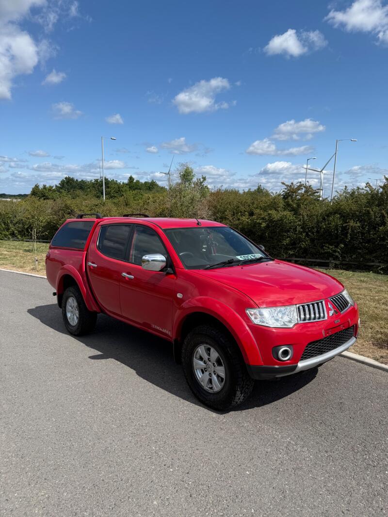 MITSUBISHI L200 2.5 DI-D Trojan